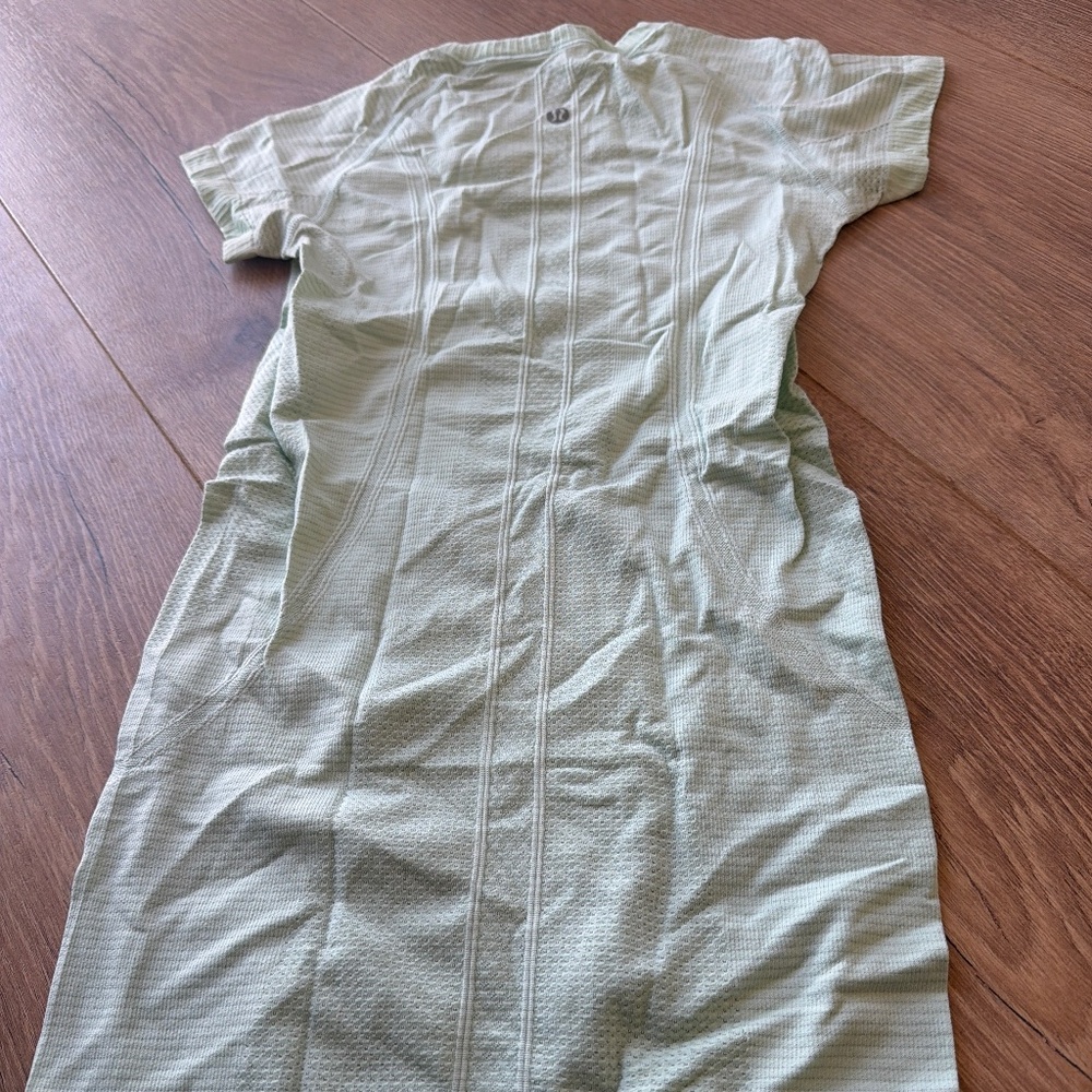 Lululemon Scuba Tee